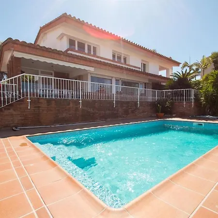 Berganti Villa *