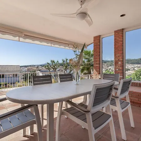 Berganti Villa Canet De Mar